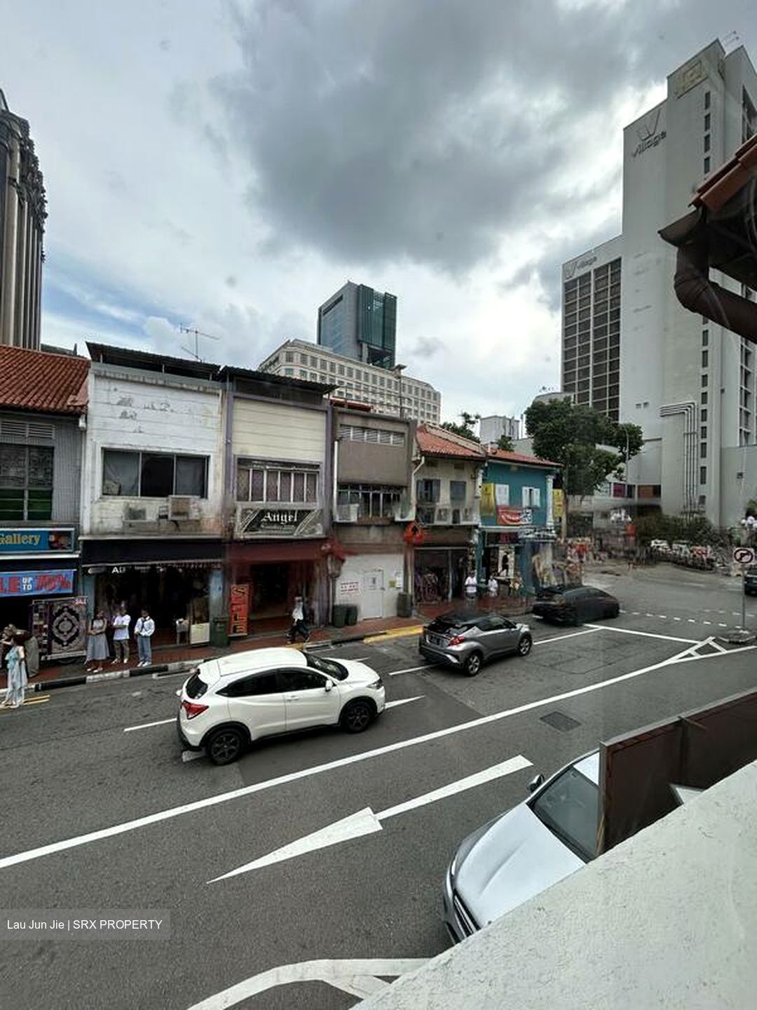 North Bridge Road (D7), Retail #468748611